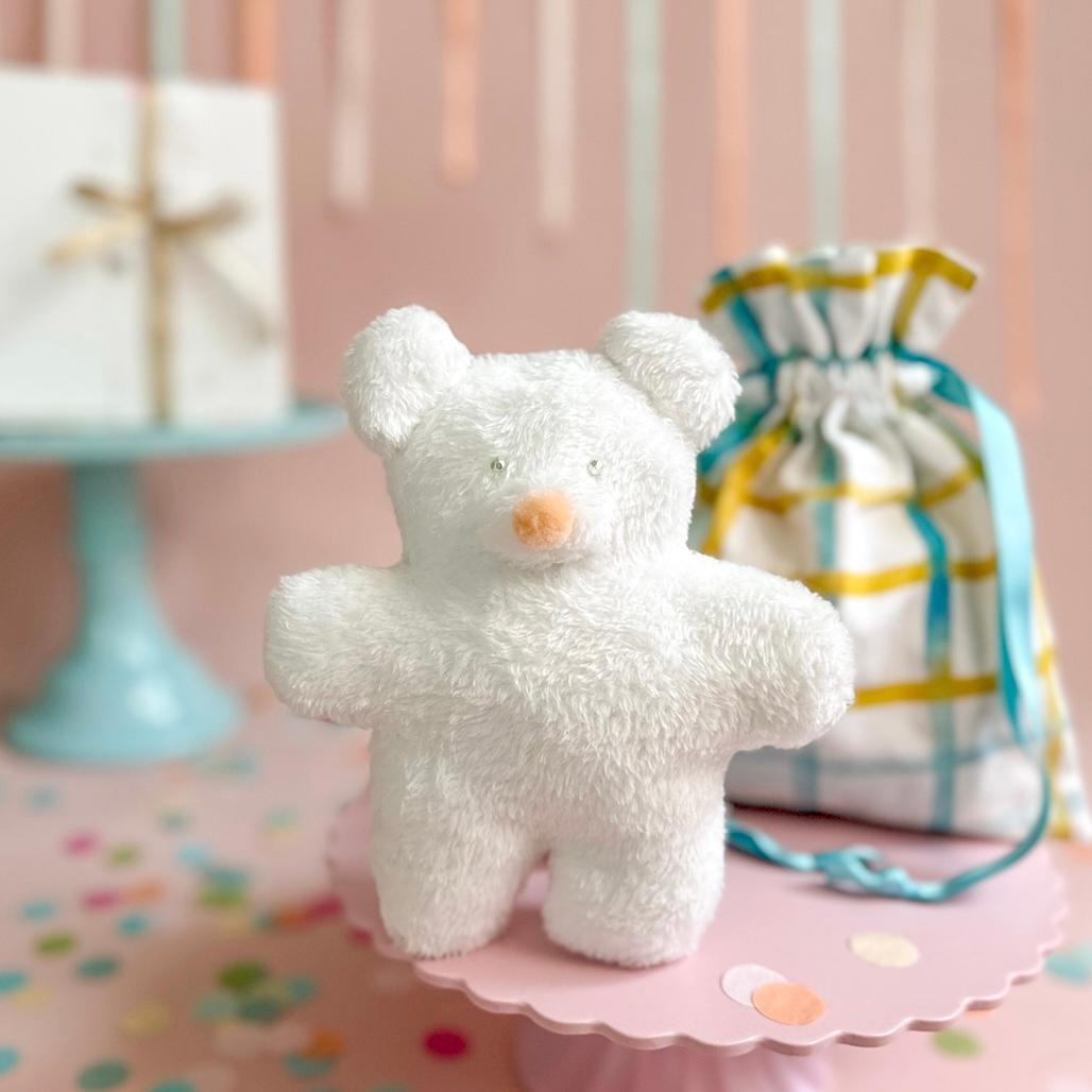 くまさんと巾着のハッピーバッグ🎁どの子・柄が届くかお楽しみ♪ | 1枚目